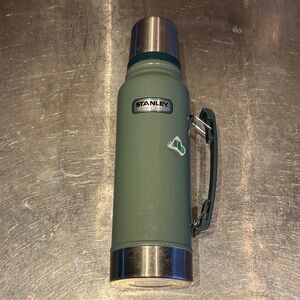 Stanley Classic Green Vacuum Bottle